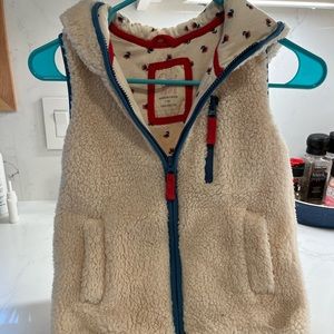 Mini Boden fleece vest- excellent condition.